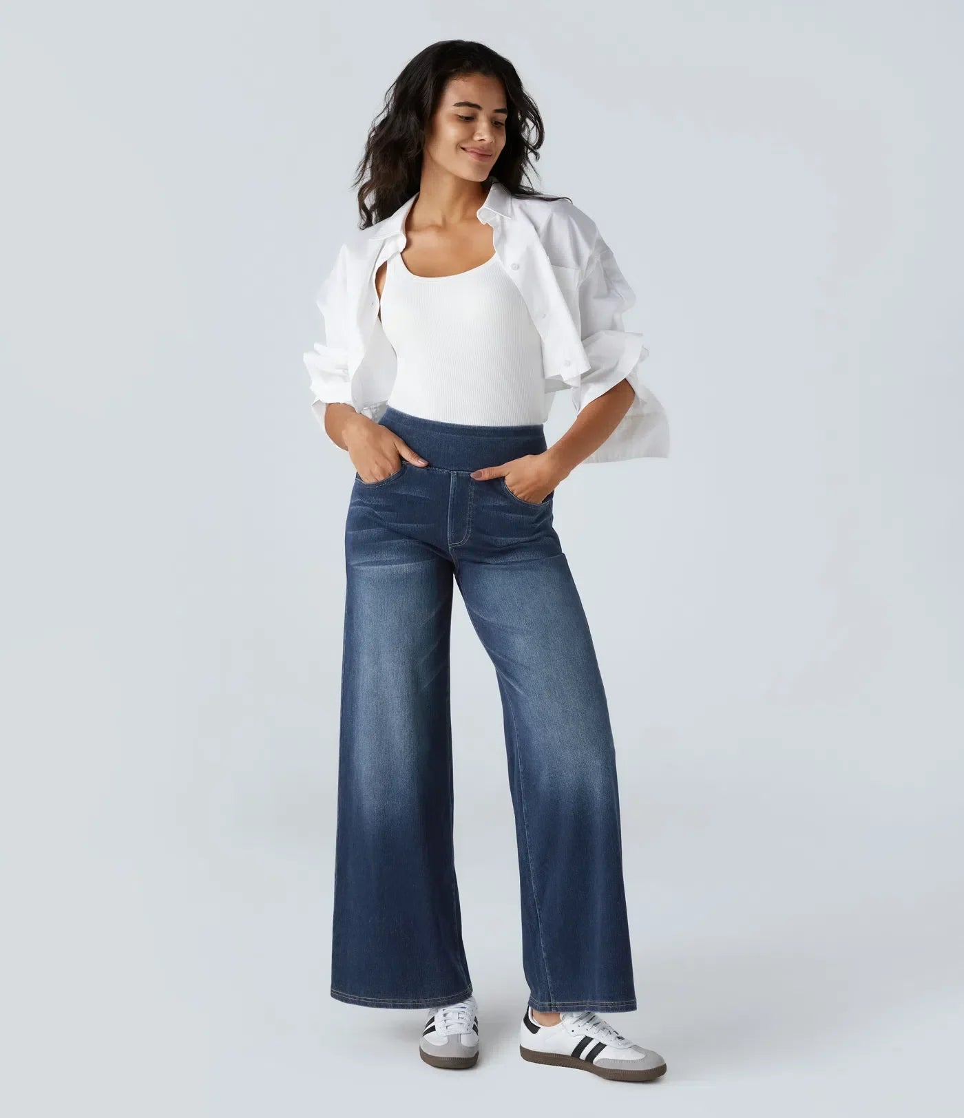 Halara Flex™ Lässige Jeans aus verwaschenem Stretch-Strick mit hohem Bund, mehreren Taschen und weitem Bein